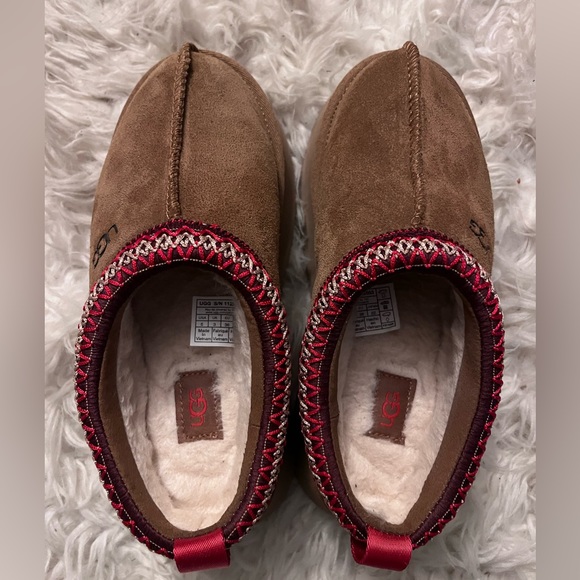 SOLD - Picture 4 of 12